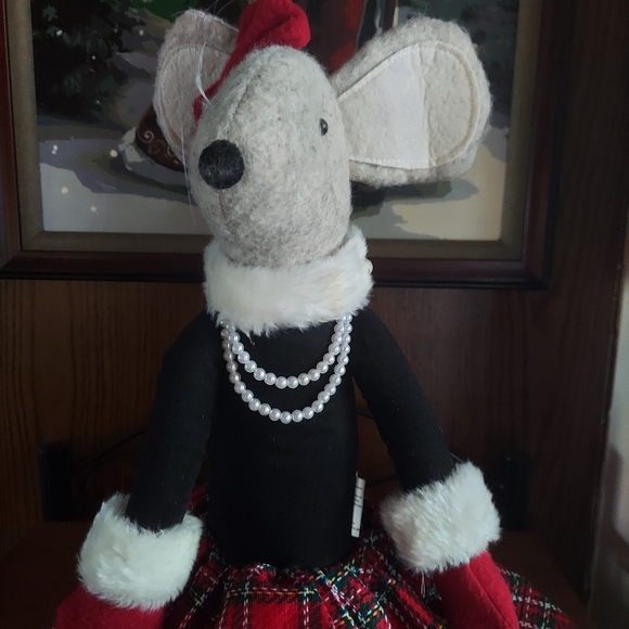 Christmas Mouse - Picture 4 of 8